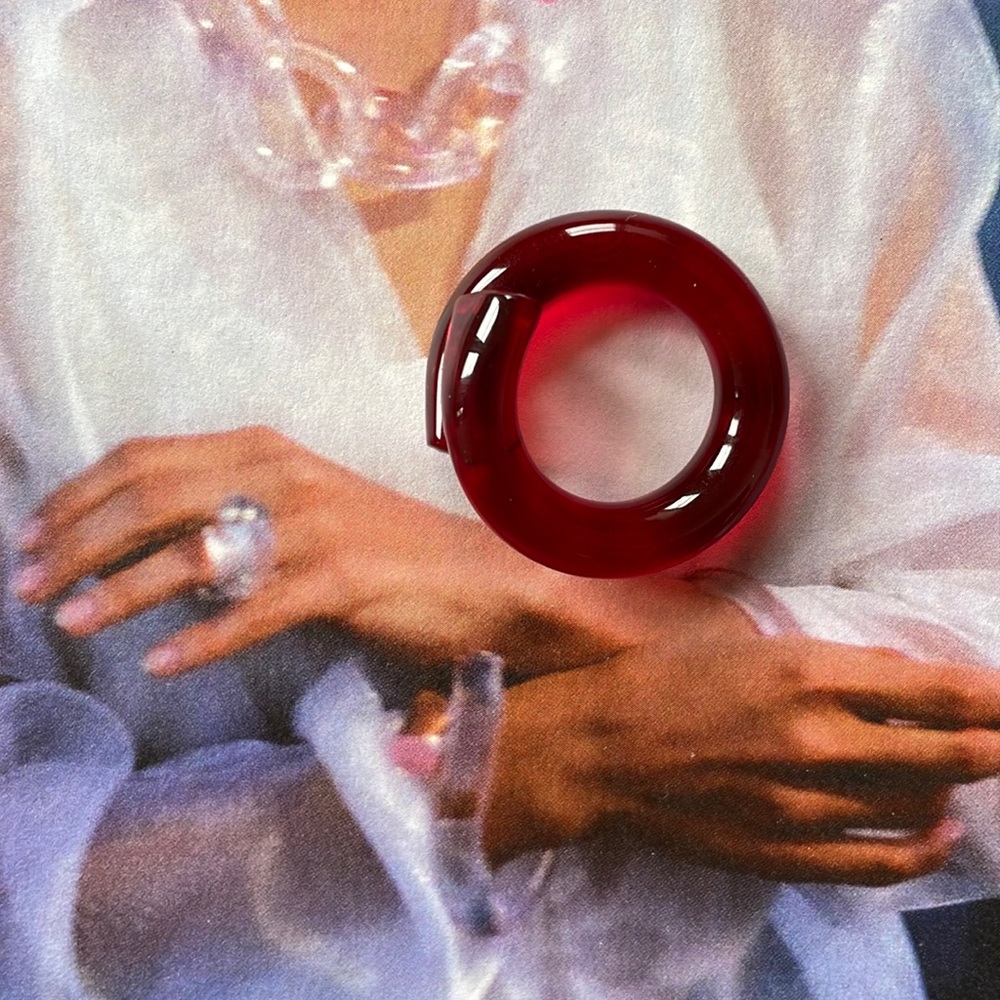 Corey Moranis lucite wrap ring, medium